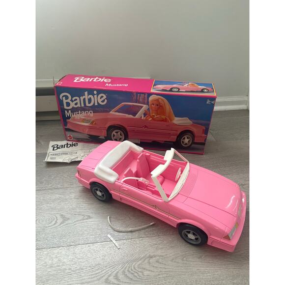Vintage Barbie Pink Mustang Convertible 1993 Mattel Barbie Car Retro Collectible - Picture 1 of 11